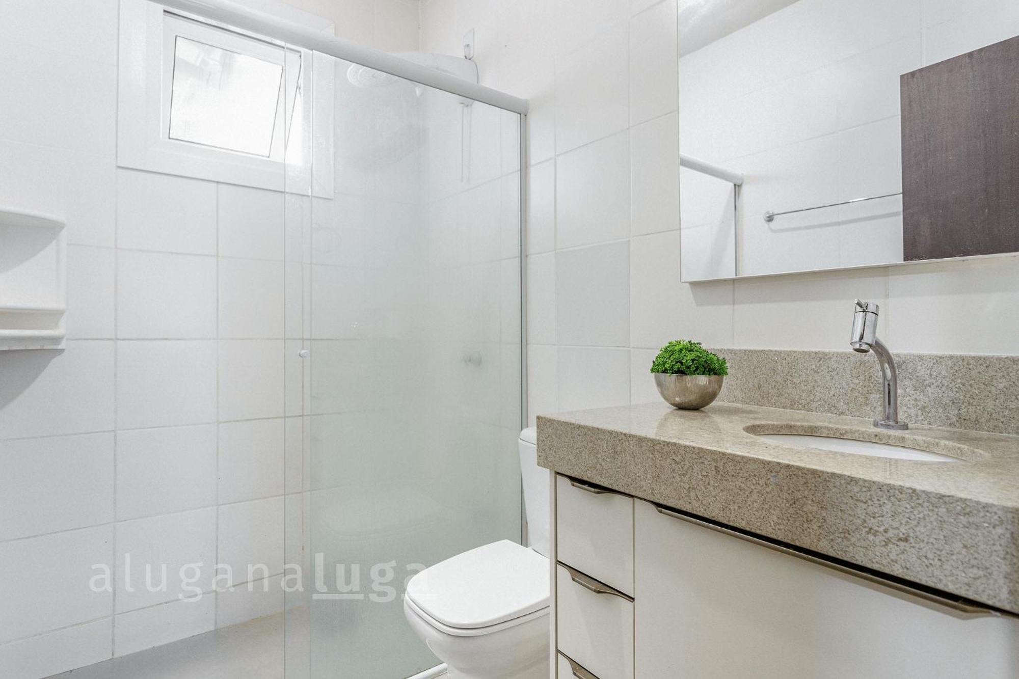 Residencial Ingleses Norte - A 2 Min Da Praia#5 *